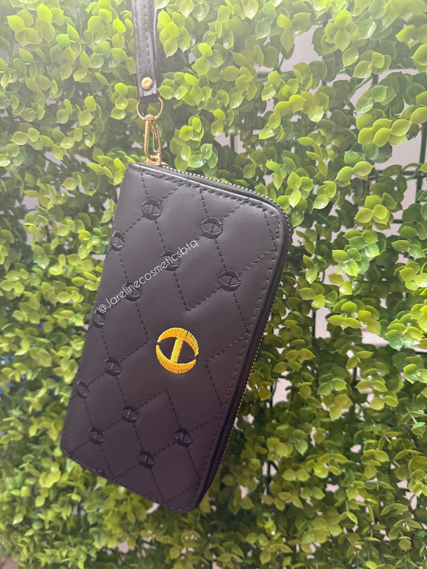 Wallet Chic