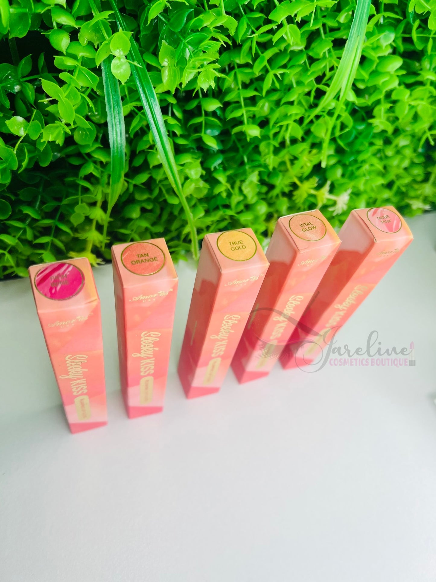 Sleeky Kiss Plumping Lipgloss Amor Us