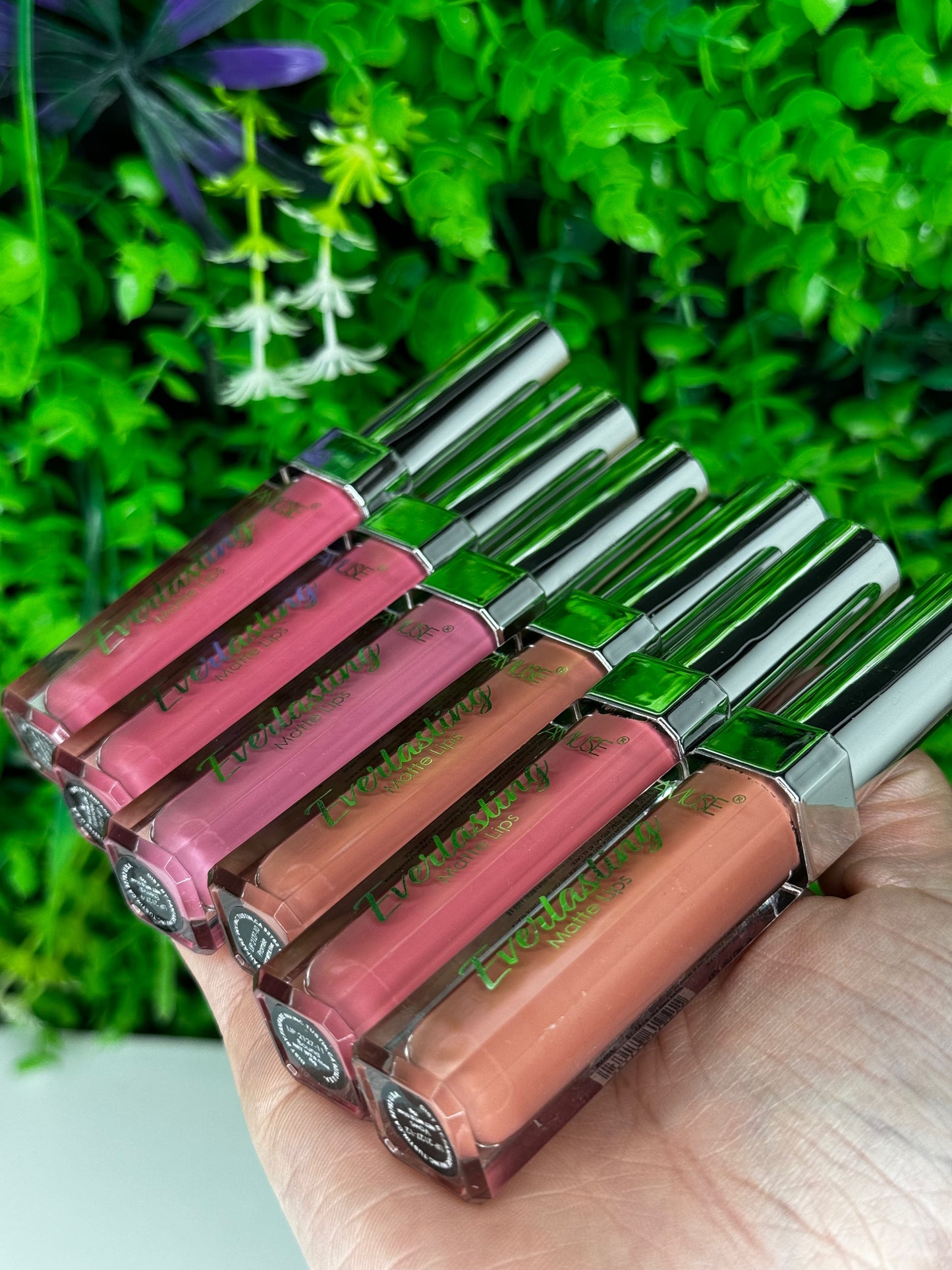 EVERLASTING matte lips Amuse