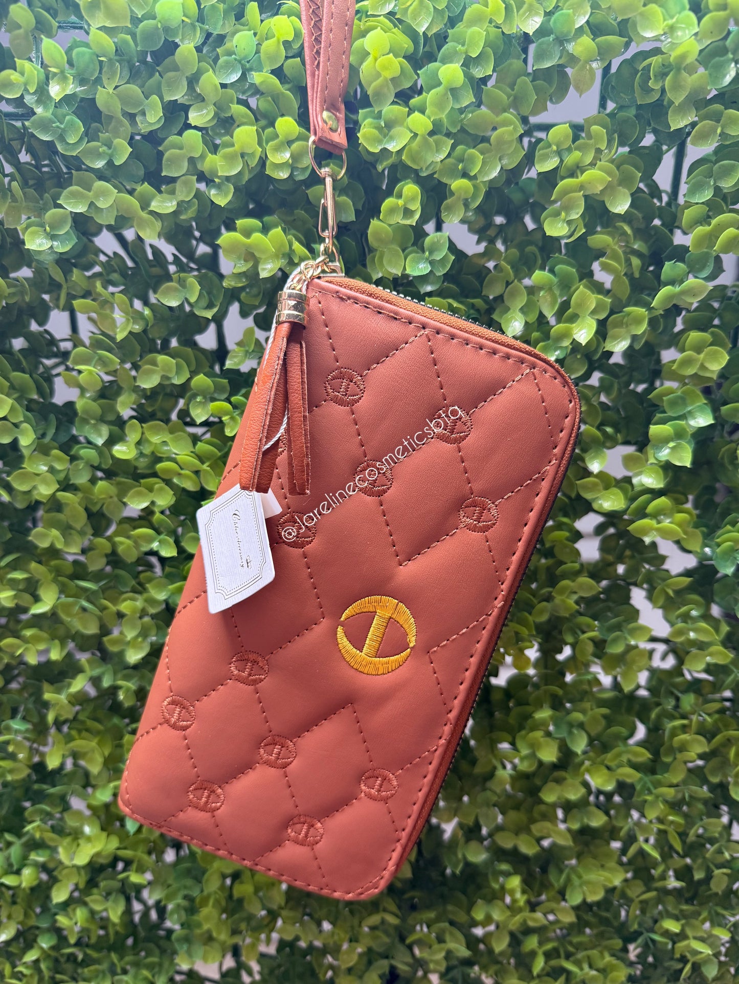 Wallet Chic