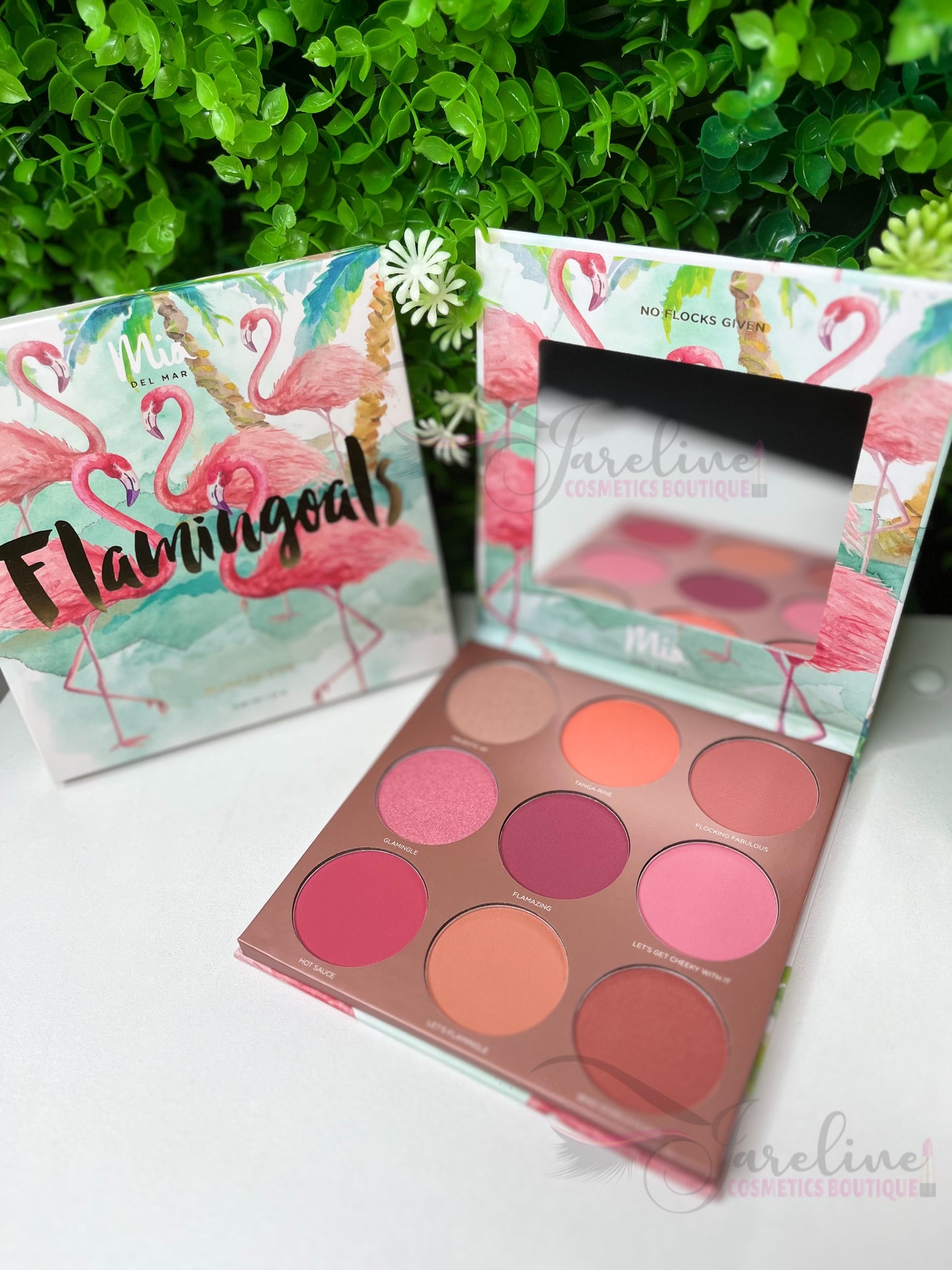 Flamingoals Blush palette Mia DEL MAR